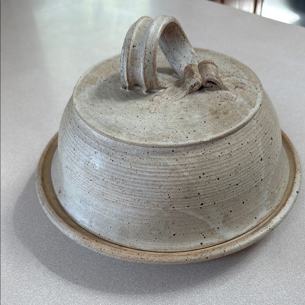 Ceramic Covered Dish with Lid - Cream